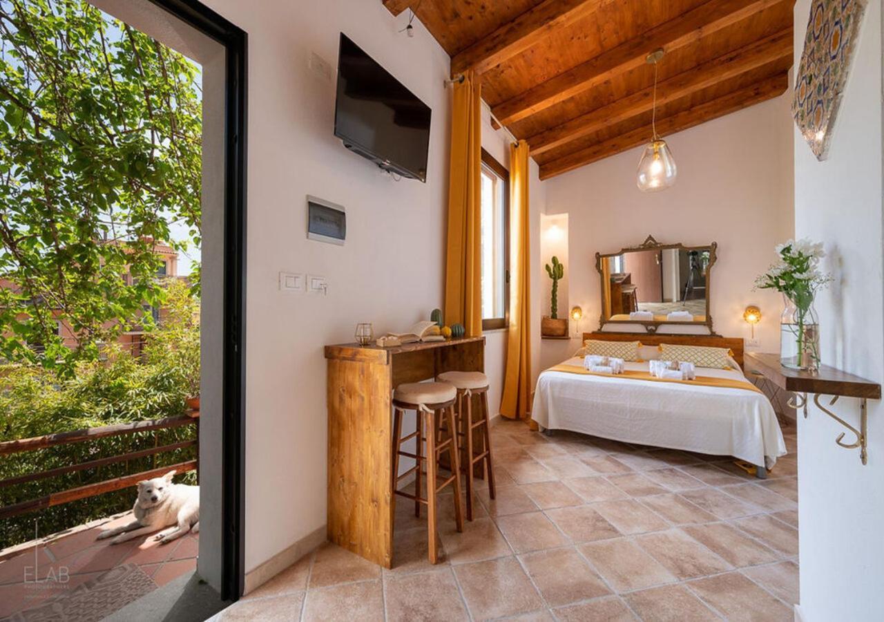 גיארדיני נאקסוס B&B Villa Vittoria מראה חיצוני תמונה
