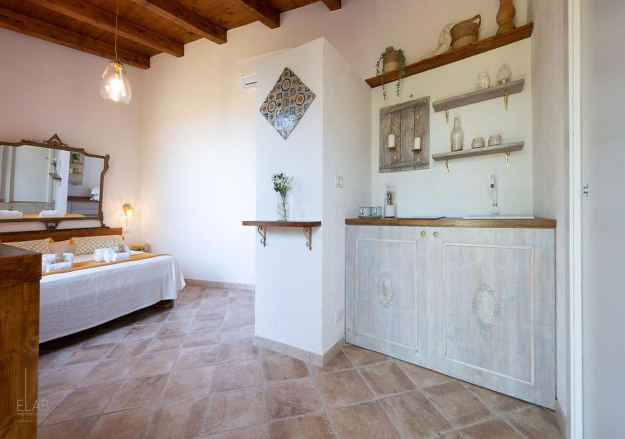 גיארדיני נאקסוס B&B Villa Vittoria מראה חיצוני תמונה