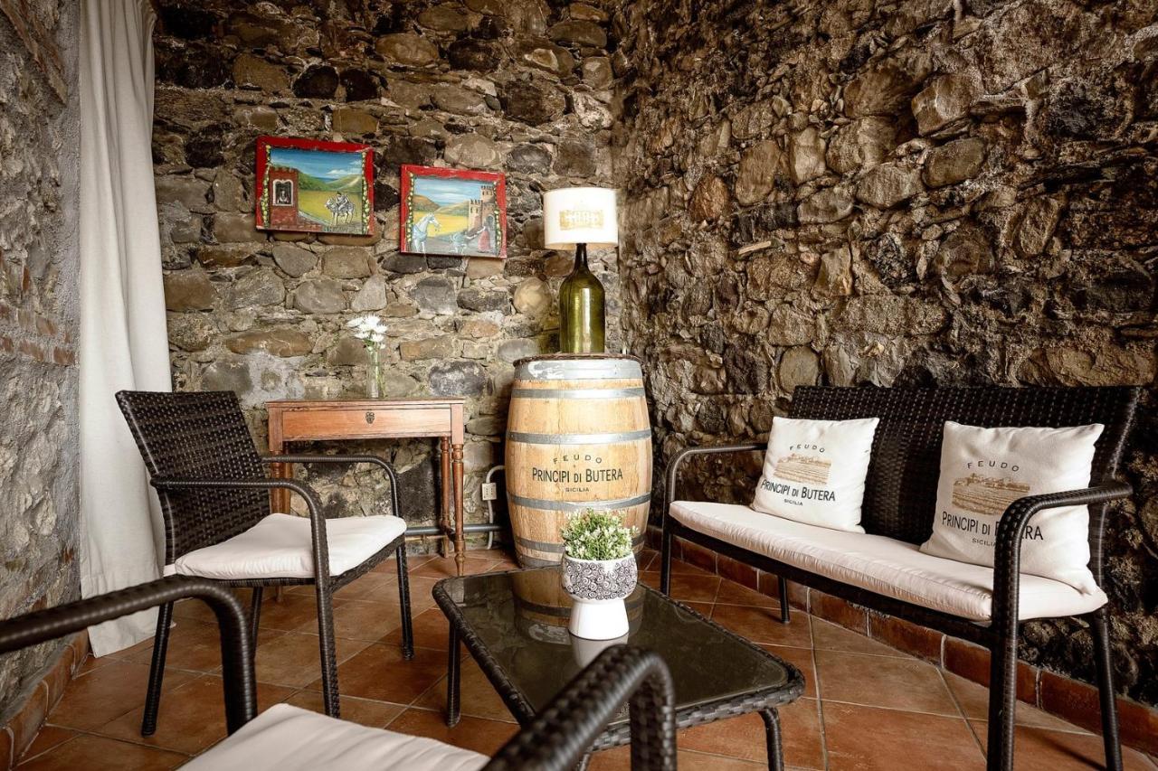 גיארדיני נאקסוס B&B Villa Vittoria מראה חיצוני תמונה